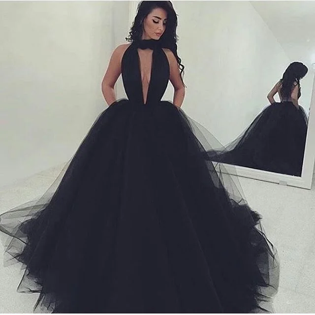 Women's Casual Apparel For Weekends Sexy Black Ball-Gown Prom Dresses Tulle V-Neck Evening Gowns