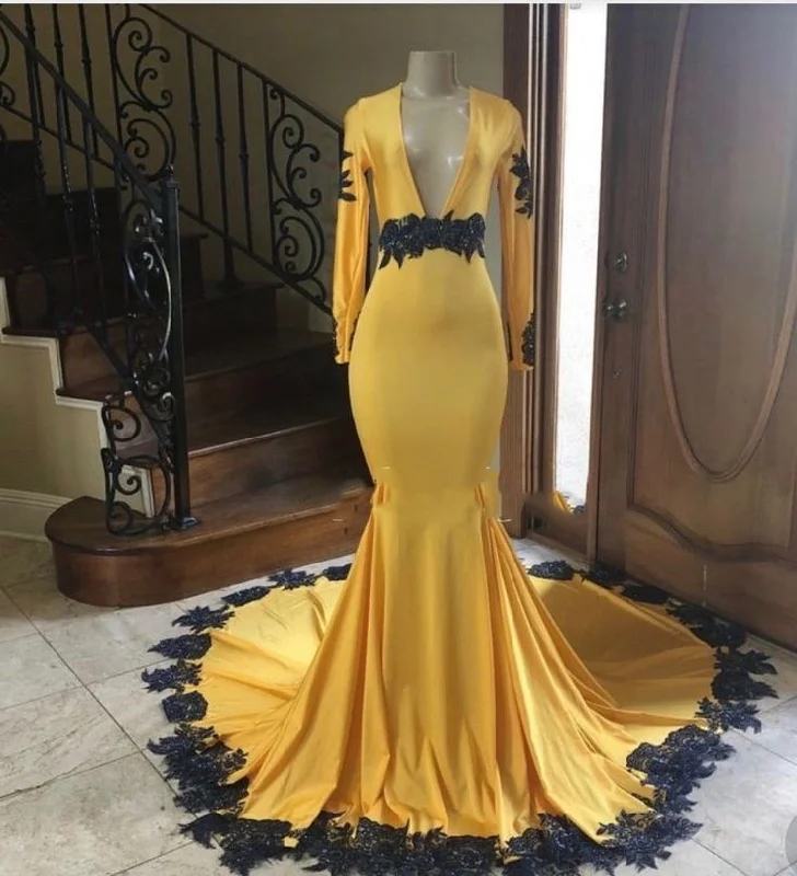 Comfortable Women's Apparel Deep V Neck Yellow Prom Dresses Black Lace Applique Evening Gown