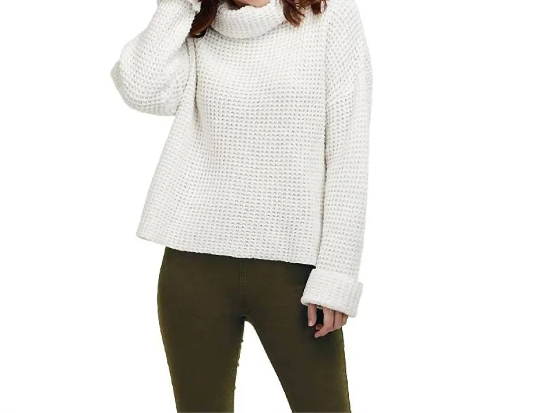 Trendy Women's Fashion Wendy Waffle Knit Sweater In Cream