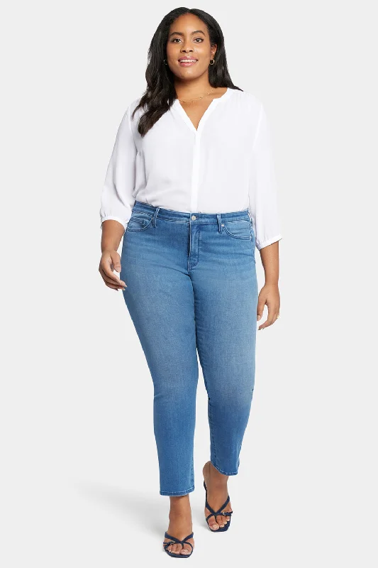 Sales For Clothes Le Silhouette Sheri Slim Jeans In Plus Size - Stunning