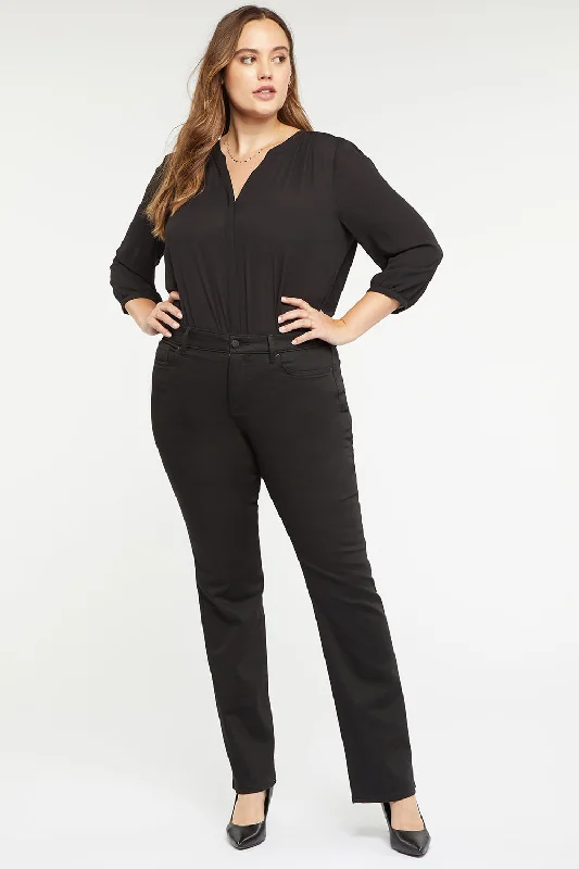 Contemporary Women's Clothing Marilyn Straight Jeans In Plus Size - Black Rinse