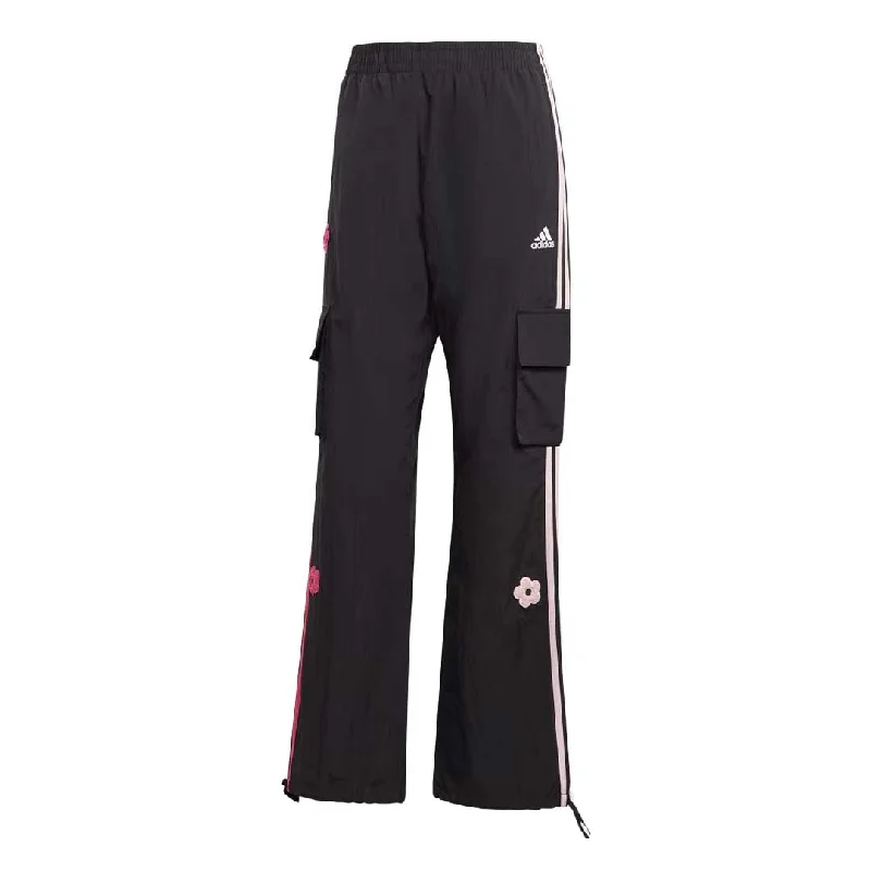 Women's Transitional Outfit adidas - Women's Chenille Flower Patches 3-Stripes Cargo Pant (HY8590)