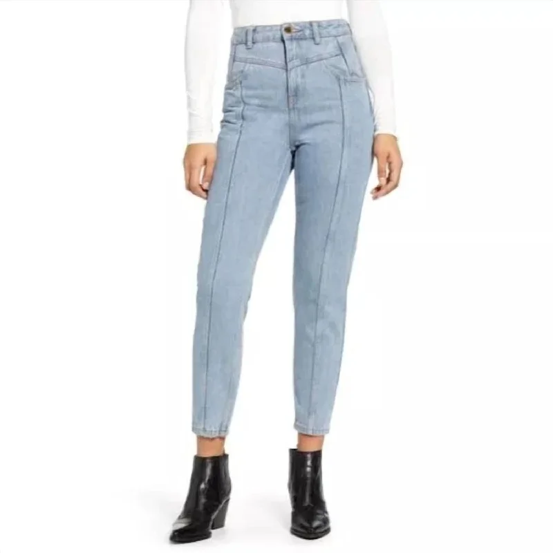 Flash Discount Yoke Bleach High Rise Light Wash Mom Jeans In Blue