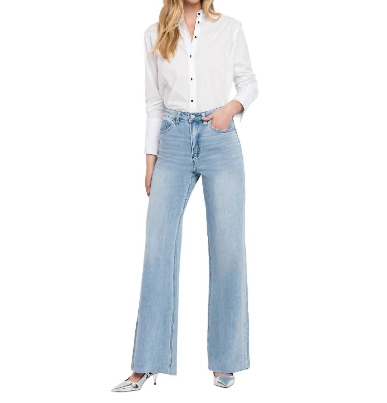 Women's Outfit For The Office Work Song Super High Rise Jeans In Light Blue Wash