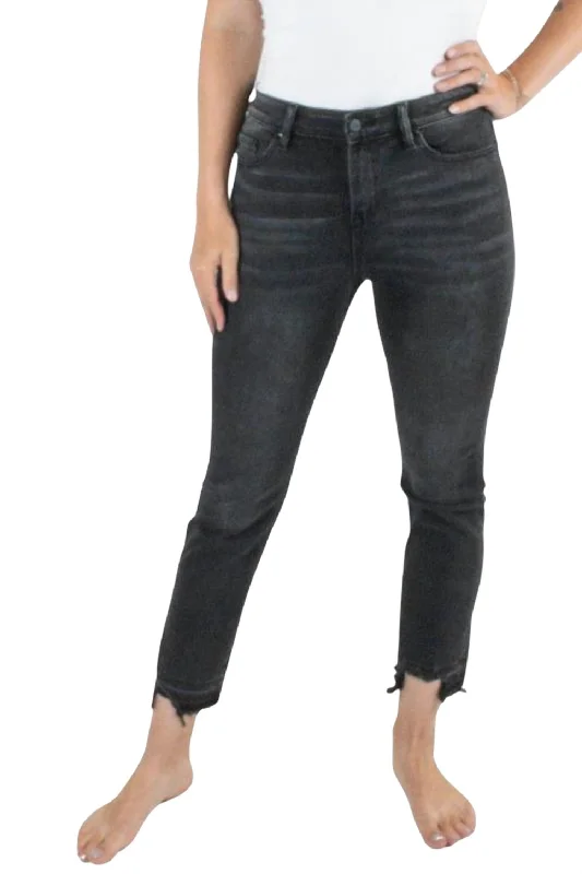 Casual and Comfortable Outfits High Rise Straight Leg Jeans In Washed Black