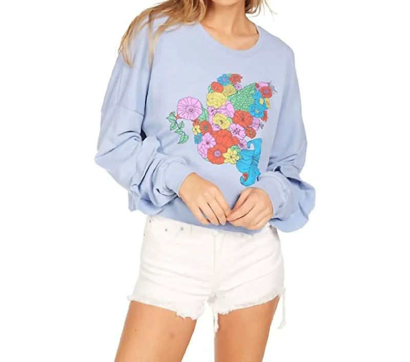 Chic Women's Attire Chevelle Crop Pullover Floral Dove In Soft Sky Blue