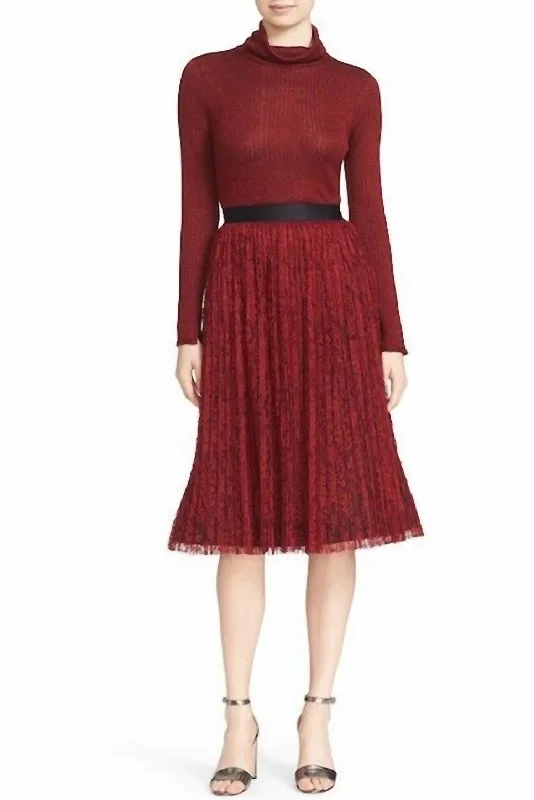 Stylish Women's Outfit Mikaela Pleated Lace Midi Skirt In Burgundy Red