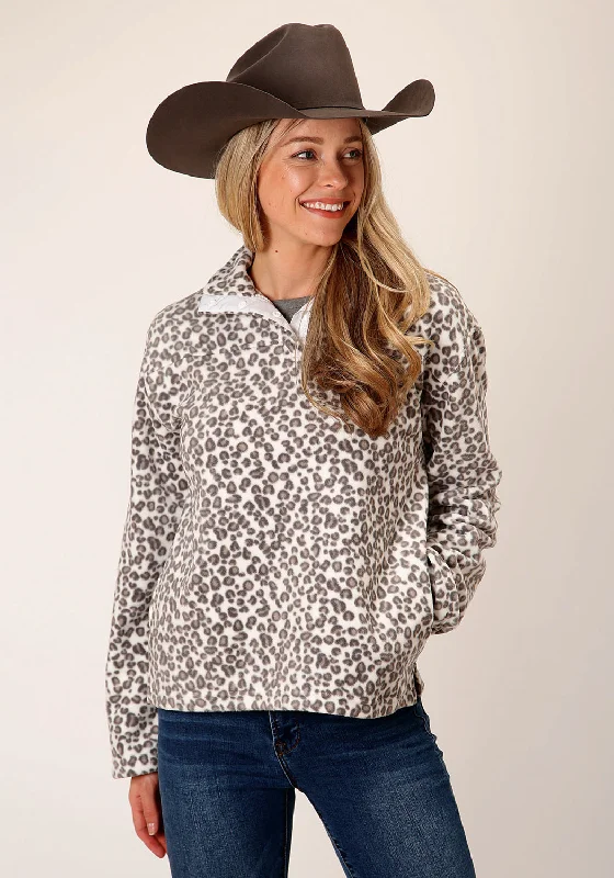 Chic Clothing For Women Roper Womens Snow Leopard White Polyester Fleece Pullover