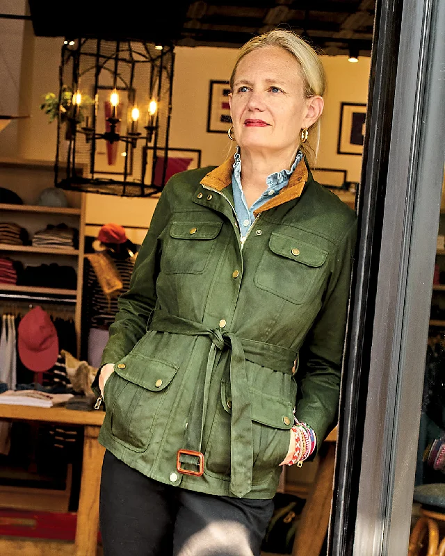 Stylish Women's Outfit Women’s Aberdeen Jacket in Olive Waxed Canvas