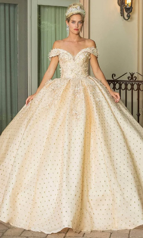 Charming Women's Garments Dancing Queen 1726 - Off Shoulder Ballgown