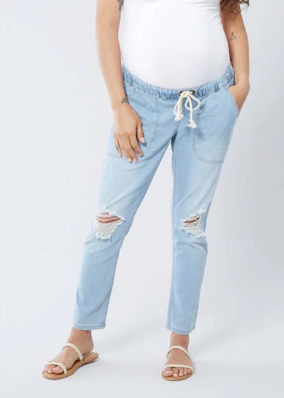 Chic Casual Wardrobe Essentials Drawstring Girlfriend Jeans In Light Wash