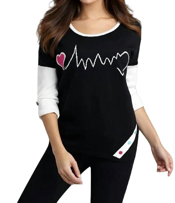 Women's Plus-Size Clothes Heartbeat Graphic Sweater In Blackwhite