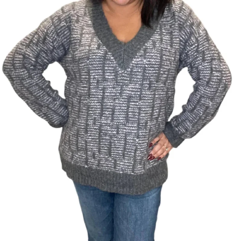 Women's Trendy Casual Outfit Cozy Patterned V-Neck Sweater In Purple Charcoal