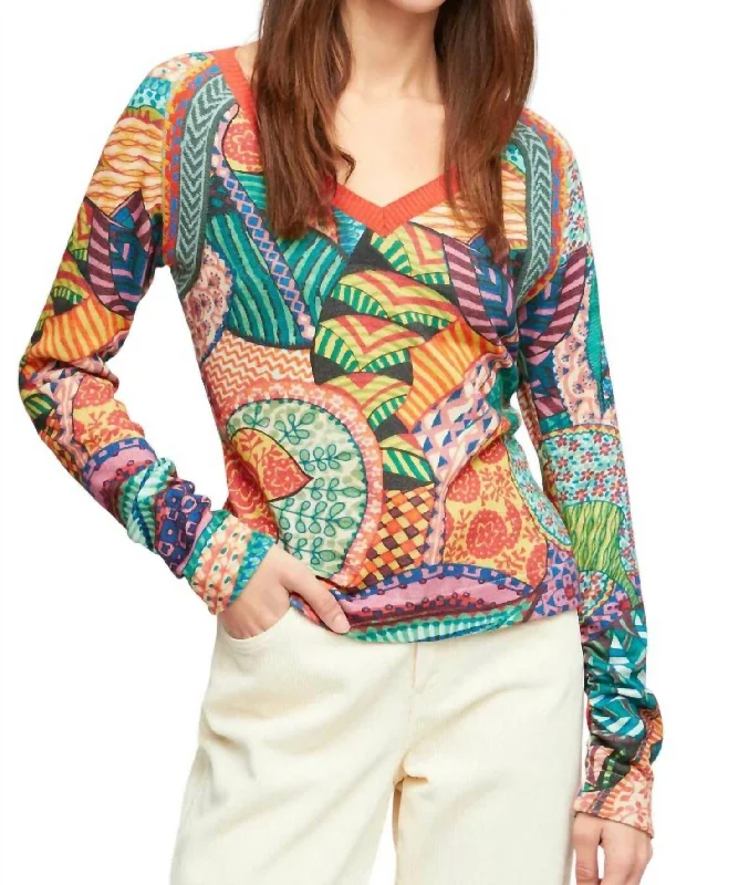 Women's Plus-Size Outfit Montreux Pullover Sweater In Multi