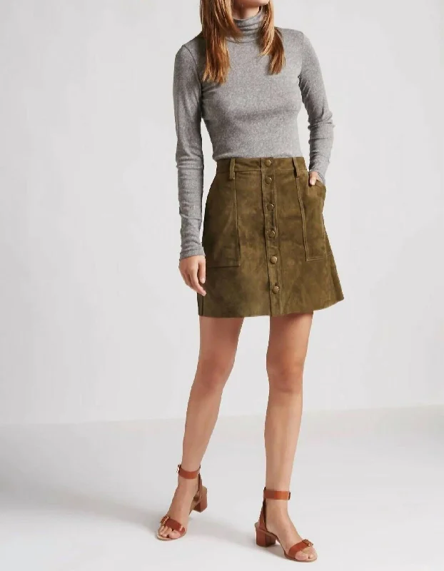 Modern Women's Apparel Leather Naval Suede Mini Skirt In Green