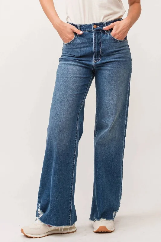 Women's Clothes And Apparel Fiona Portvell Jeans In Blue